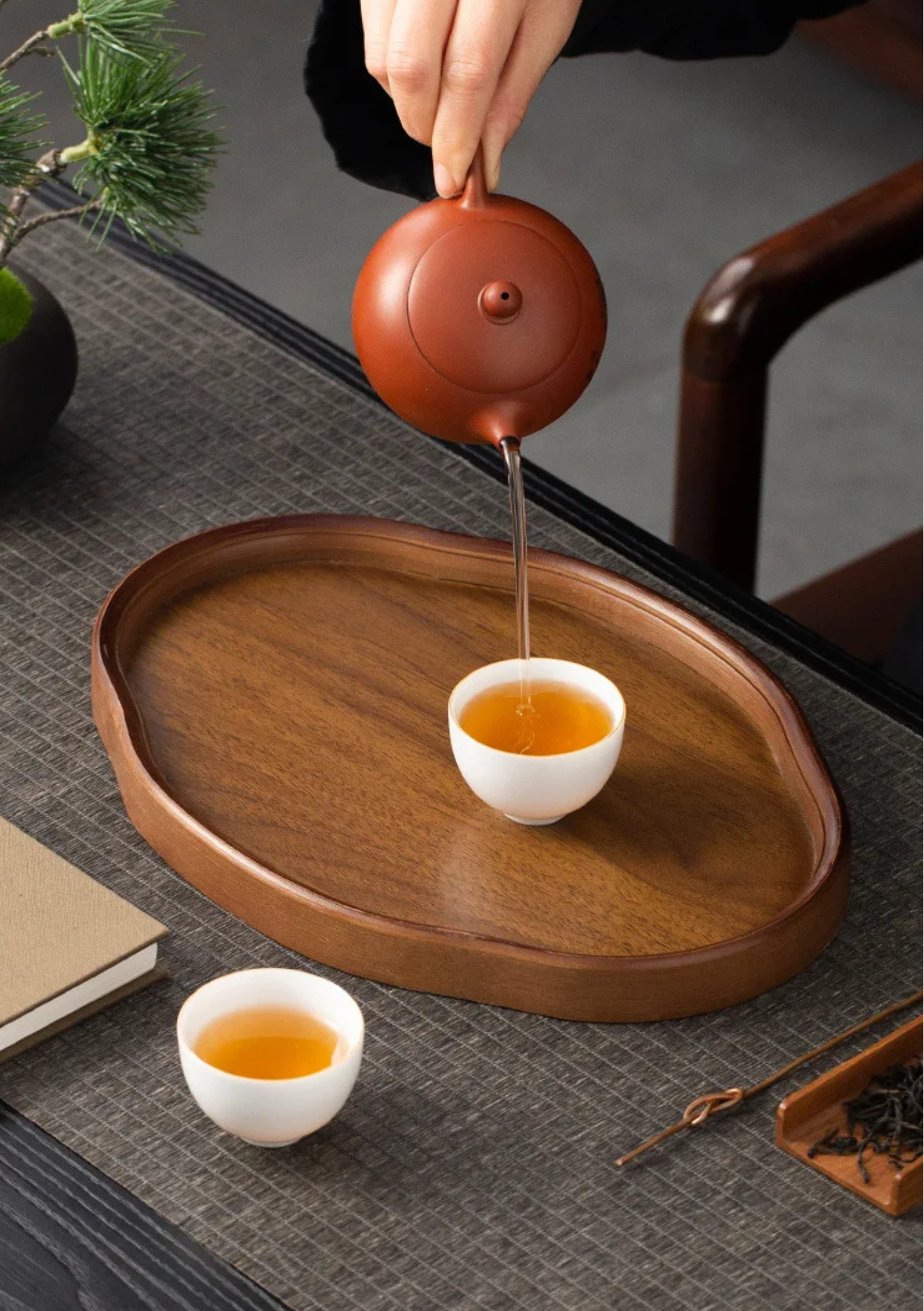 Bandeja de Madeira Decorativa – Estilo Atemporal - Casa Elège