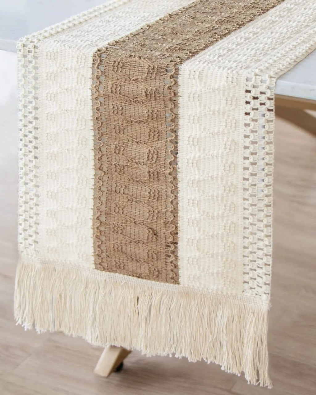 Caminho de Mesa Boho em Algodão Crochê Rústico Artesanal - Casa Elège
