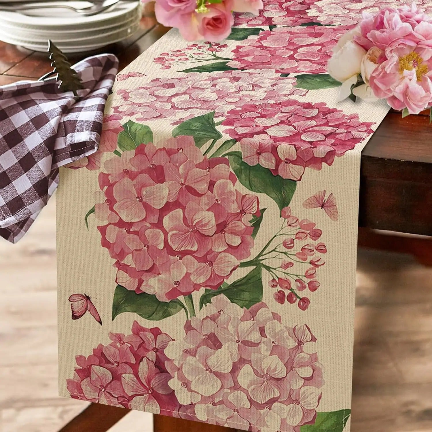 Caminho de Mesa em Linho com Estampa Hortênsia e Borboletas - Casa Elège