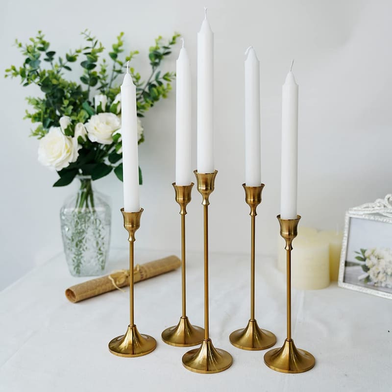 Castiçais em Metal Dourado Retrô para Mesa Decorativa - Casa Elège