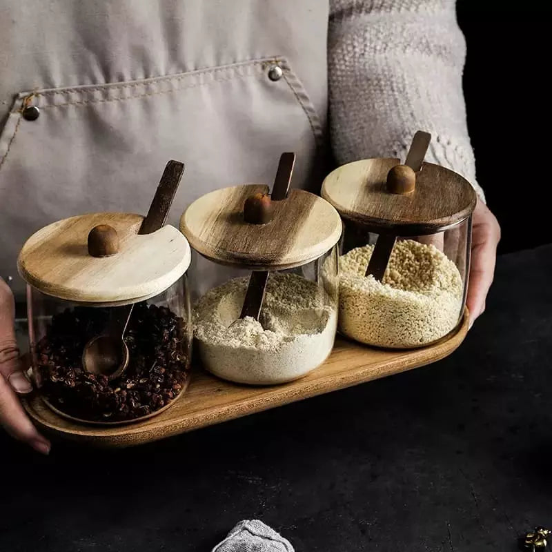 Conjunto de Potes de Vidro com Tampa de Madeira e Colher - Casa Elège