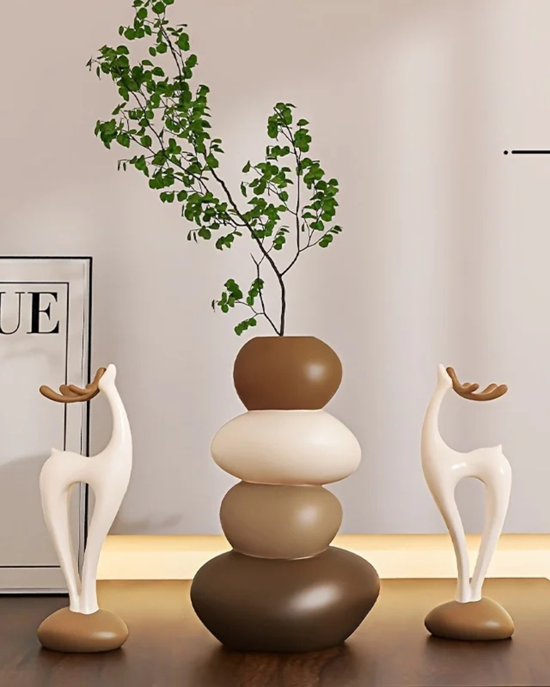 Vasos Empilhados De Cerâmica Com Pedras Decorativas - Casa Elège