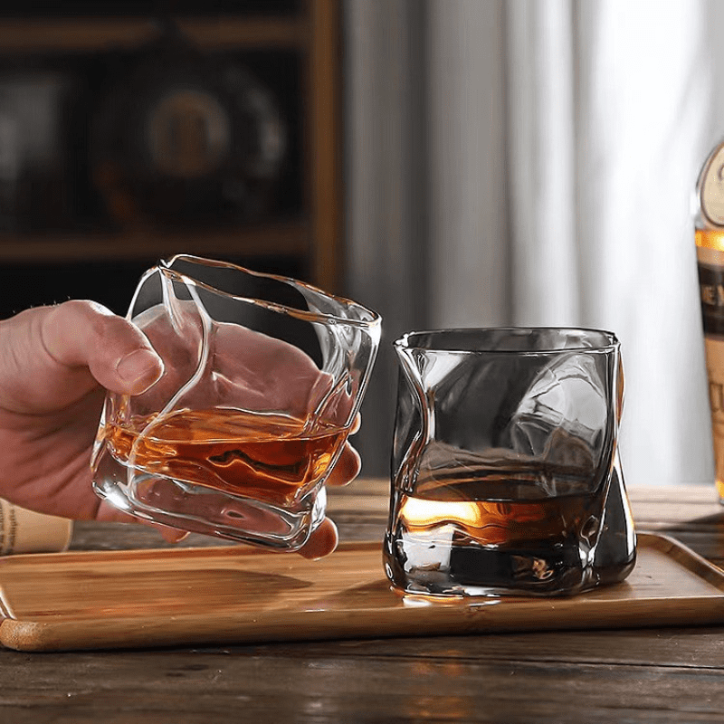 Copo de Whisky em Cristal Orgânico para Home Bar - Casa Elège