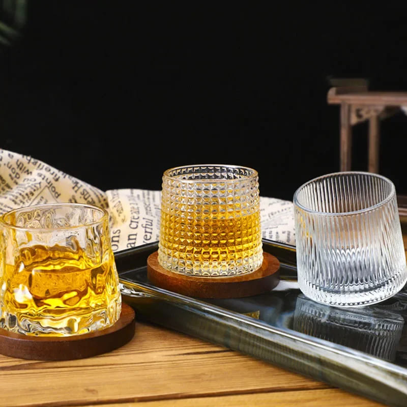 Copo de Whisky em Cristal com Base Rotativa em Madeira - Casa Elège