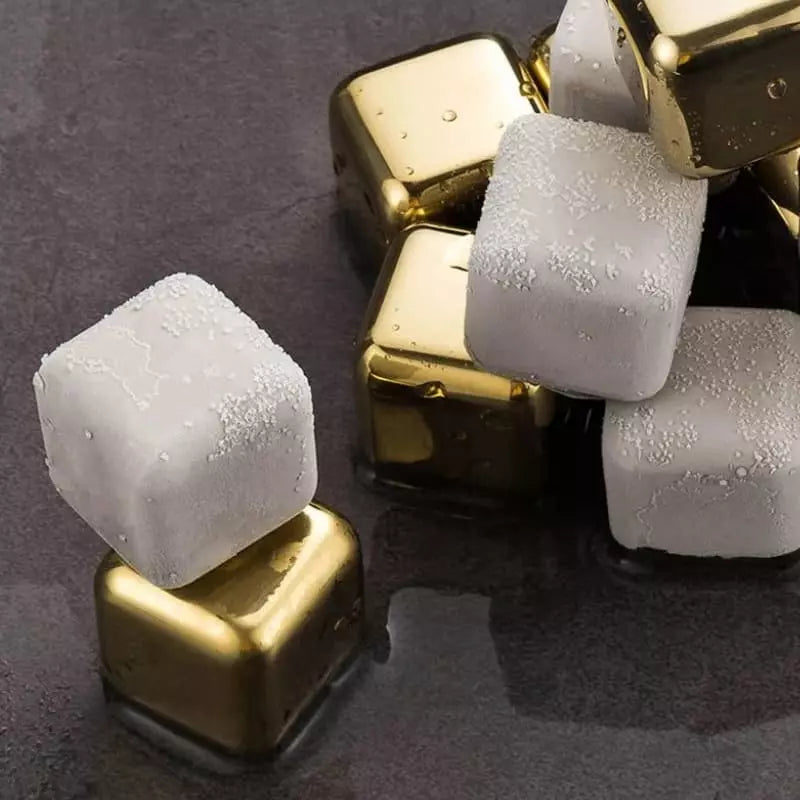 Cubos De Gelo Em Aço Inox Dourado Com Pegador Elegante - Casa Elège