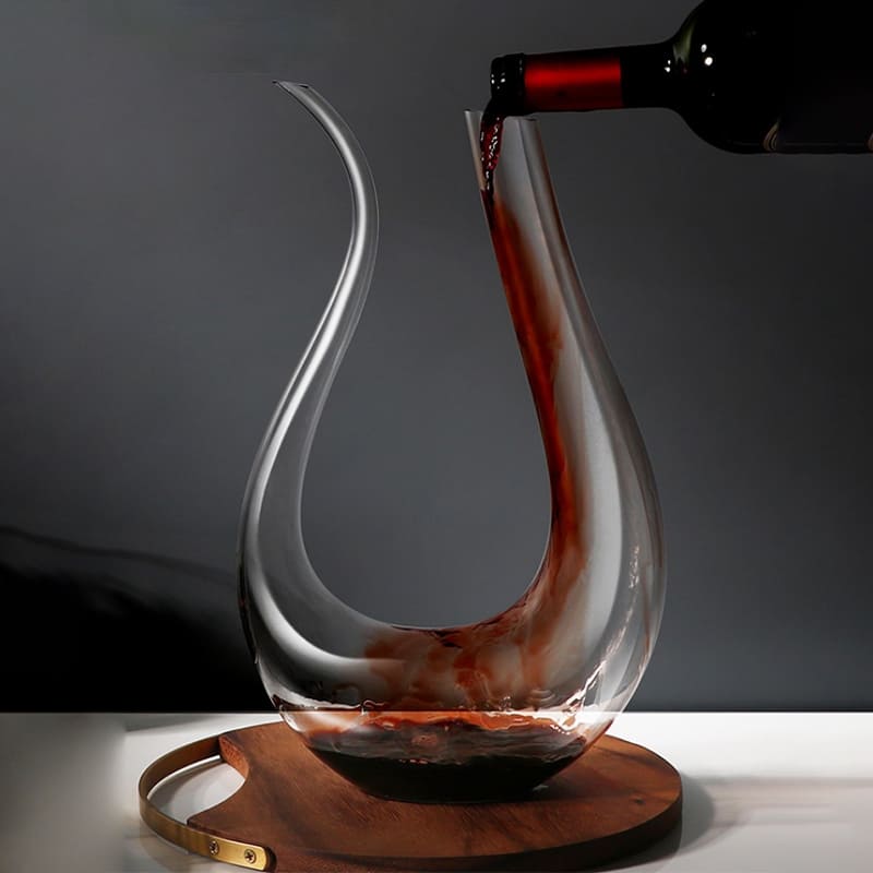 Decanter de Vinho em Vidro Formato Cisne 1500ml Sofisticado - Casa Elège