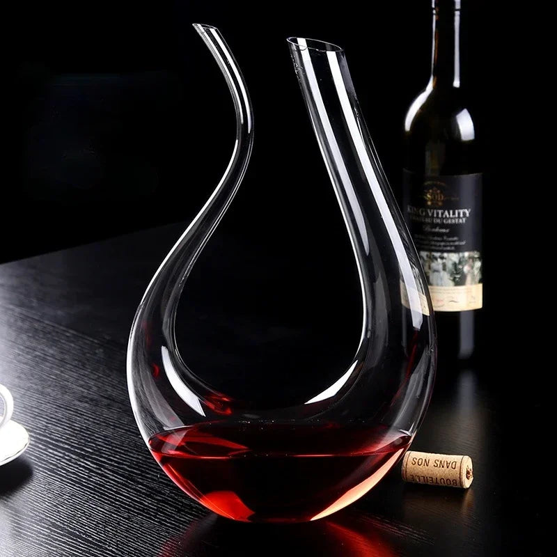 Decanter de Vinho em Vidro Formato Cisne 1500ml Sofisticado - Casa Elège