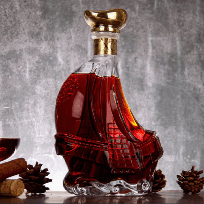 Decanter de Vidro Formato Caravela Para Vinho e Whisky - Casa Elège