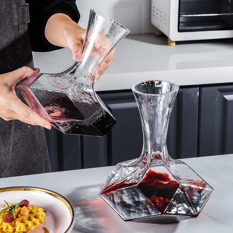 Decanter de Vidro Irregular Moderno para Vinho e Whisky - Casa Elège