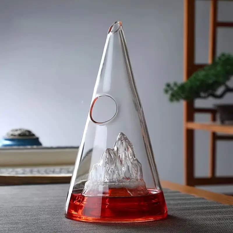 Decanter de Vidro Pirâmide para Vinho e Whisky 750ml - Casa Elège