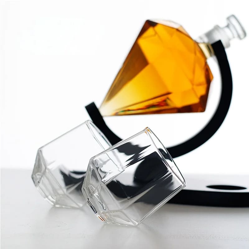 Decanter de Vidro Formato Diamante para Vinho e Whisky - Casa Elège