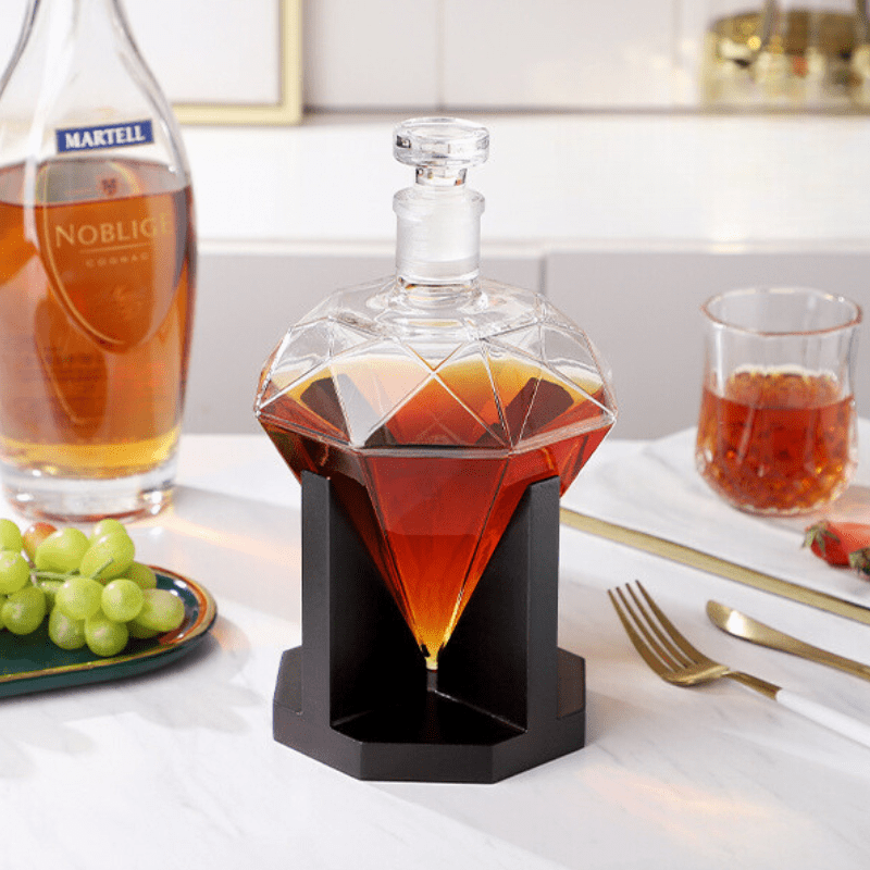 Decanter de Vidro Formato Diamante para Vinho e Whisky - Decanter com Base Simples Casa Elège
