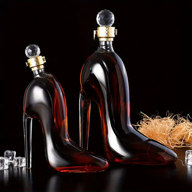 Decanter em Vidro Formato Sapato para Vinho e Whisky - Casa Elège