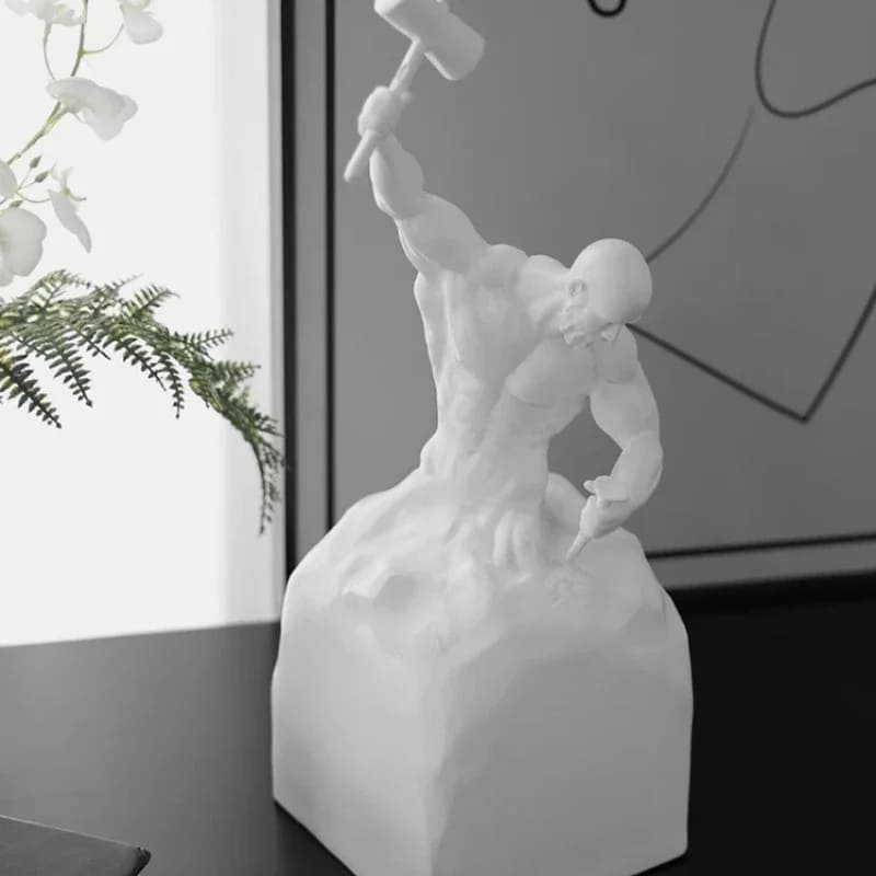 Escultura Em Resina Homem Esculpindo Minimalista Para Sala - Branco Casa Elège