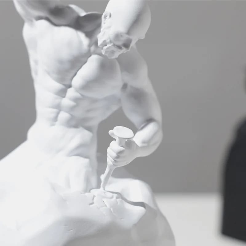 Escultura Em Resina Homem Esculpindo Minimalista Para Sala - Casa Elège