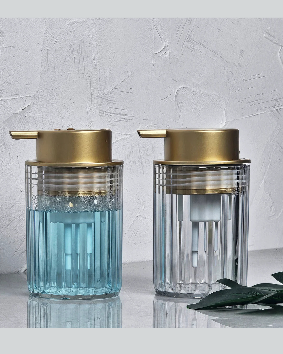 Dispensador de Espuma Transparente com Acionamento Suave - Casa Elège