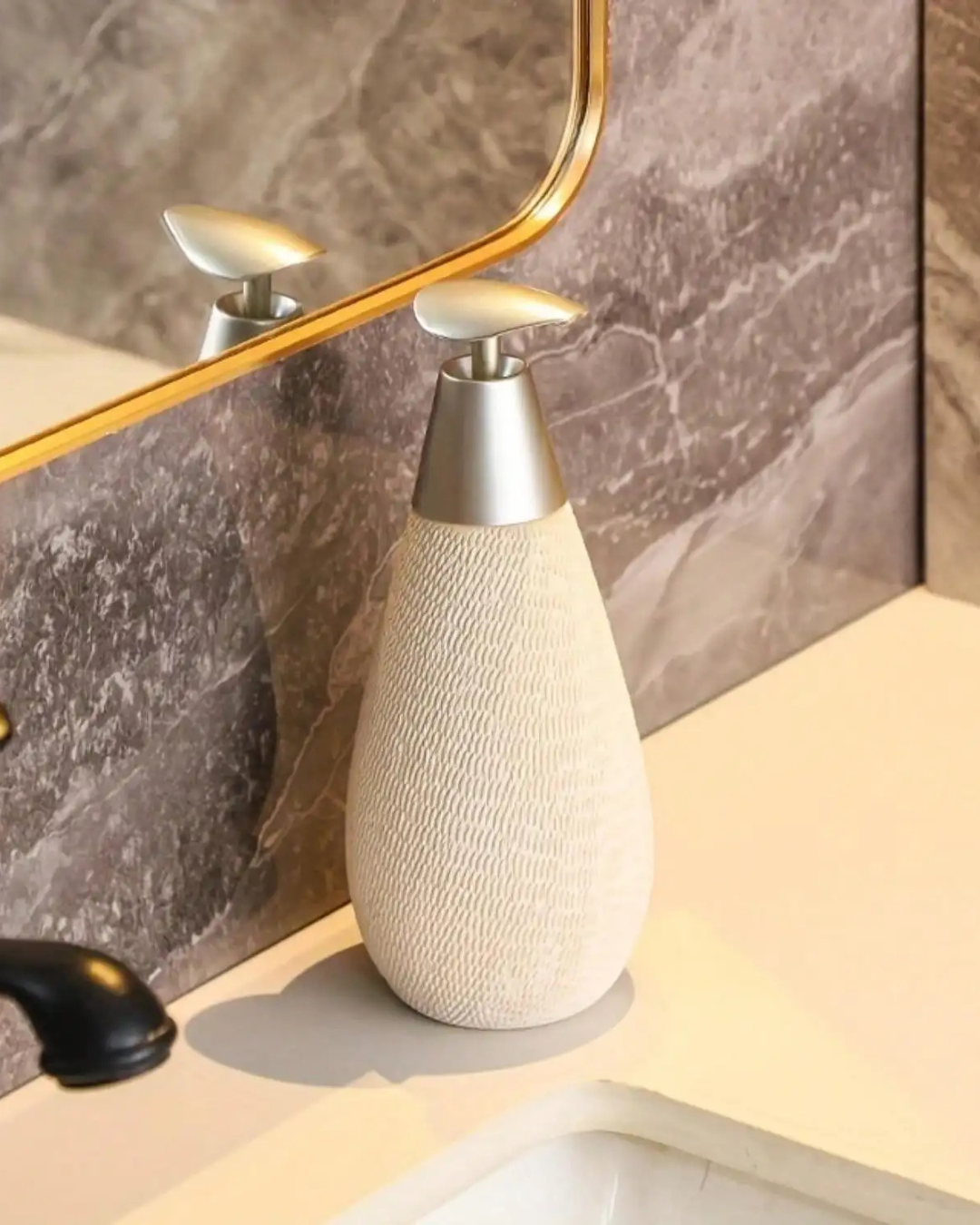 Dispenser de Sabonete em Cerâmica Estilo Retrô com Bomba - Branco Alto Casa Elège