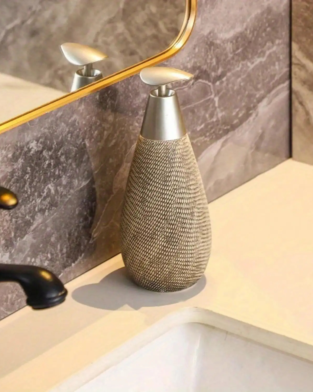 Dispenser de Sabonete em Cerâmica Estilo Retrô com Bomba - Preto Alto Casa Elège