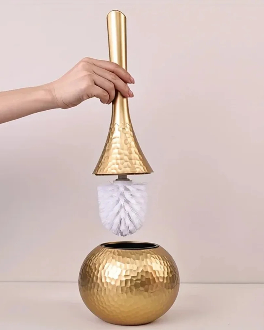 Escova de Vaso Sanitário com Suporte Dourado ou Prata - Casa Elège