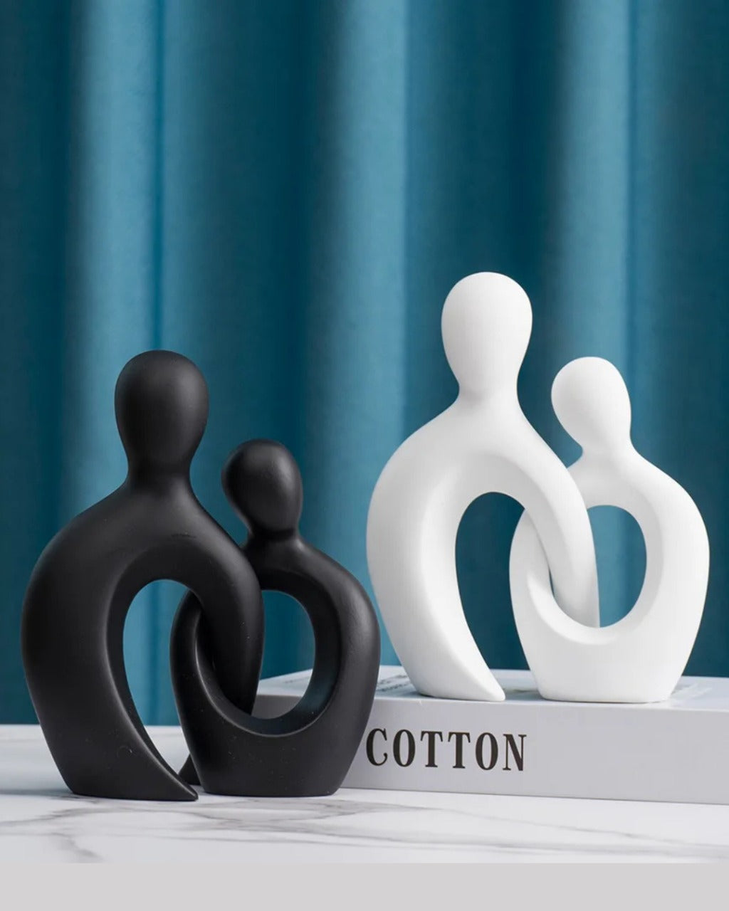 Escultura De Casal Em Resina Estilo Nórdico Moderna Compacta - Casa Elège