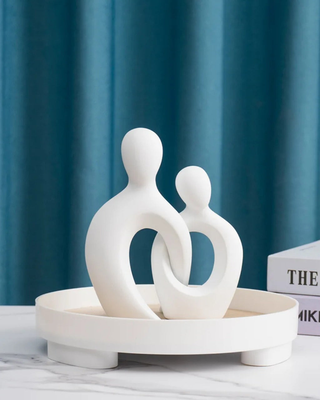 Escultura De Casal Em Resina Estilo Nórdico Moderna Compacta - Casa Elège