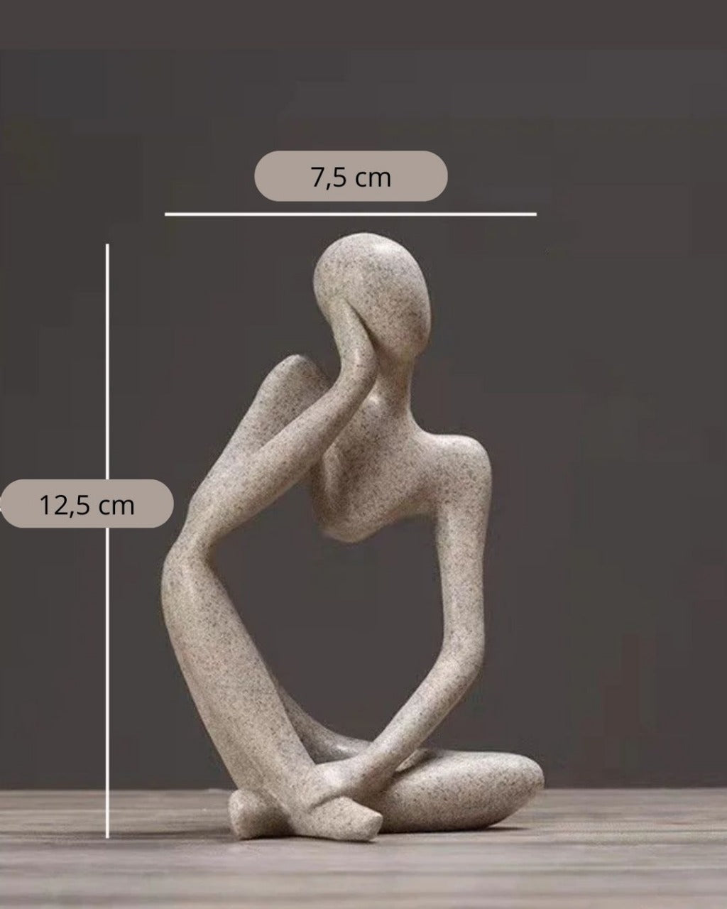 Escultura O Pensador Abstrato Cor Areia Para Escritório e Sala - Areia modelo 1 Casa Elège
