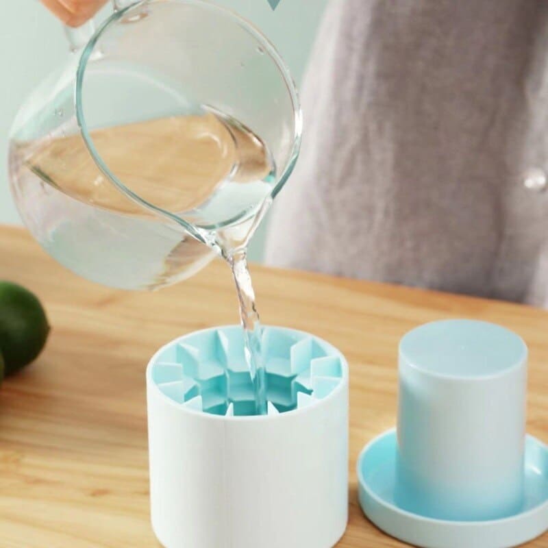 Forma de Gelo Redonda em Silicone com Tampa Hermética - Casa Elège