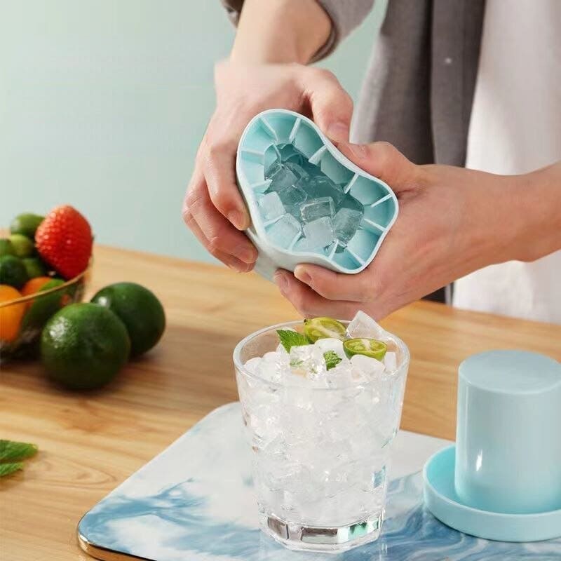 Forma de Gelo Redonda em Silicone com Tampa Hermética - Casa Elège