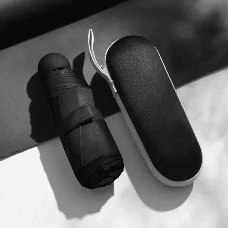 Mini Guarda-Chuva com Estojo Compacto e Proteção UV - Preto Casa Elège