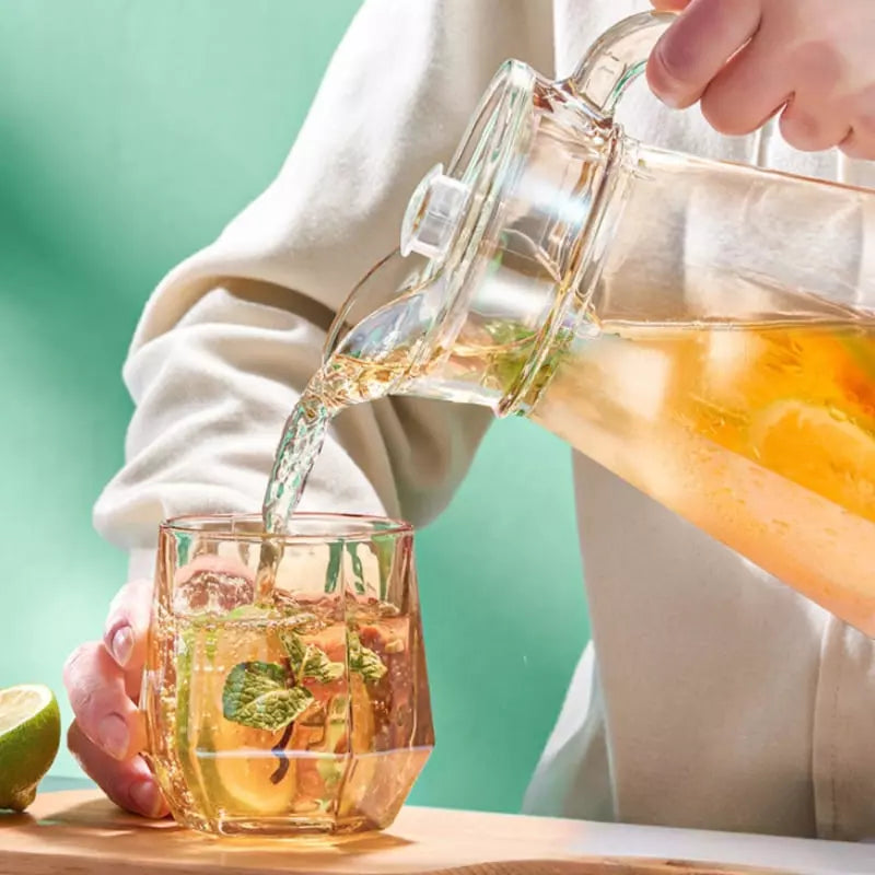 Jarra de Vidro Borossilicato 1,8L com Tampa e Bico Elegante - Casa Elège