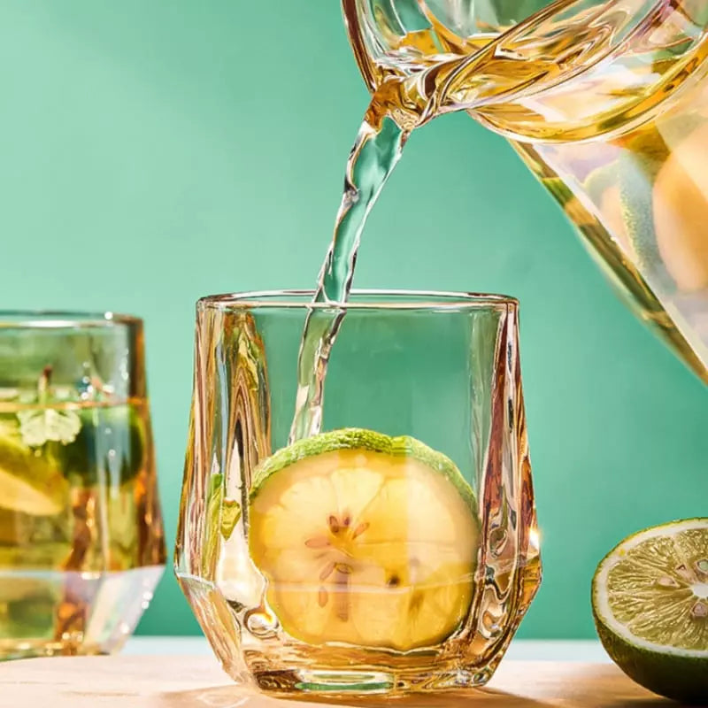 Jarra de Vidro Borossilicato 1,8L com Tampa e Bico Elegante - Casa Elège