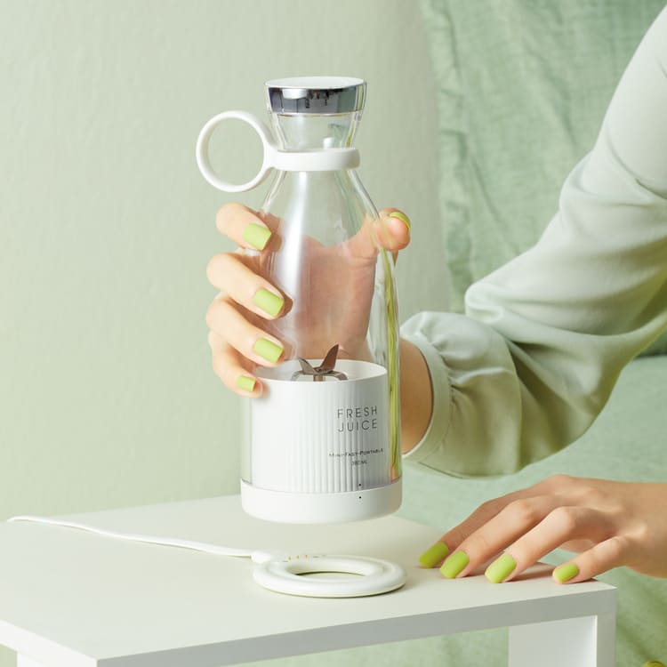 Liquidificador Portátil Sem Fio 350ml Com Base De Carga - Branco Casa Elège