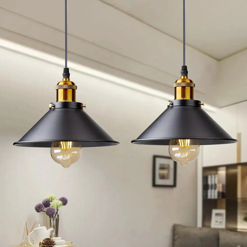Luminária Pendente em Metal Vintage para Cozinha e Sala - Preto e Dourado 02 Unidades | 15% OFF Casa Elège