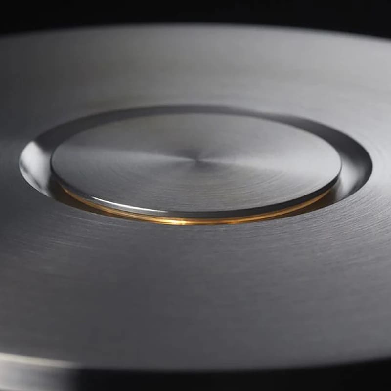 Luminária De Mesa LED Sem Fio Recarregável Em Metal - Casa Elège