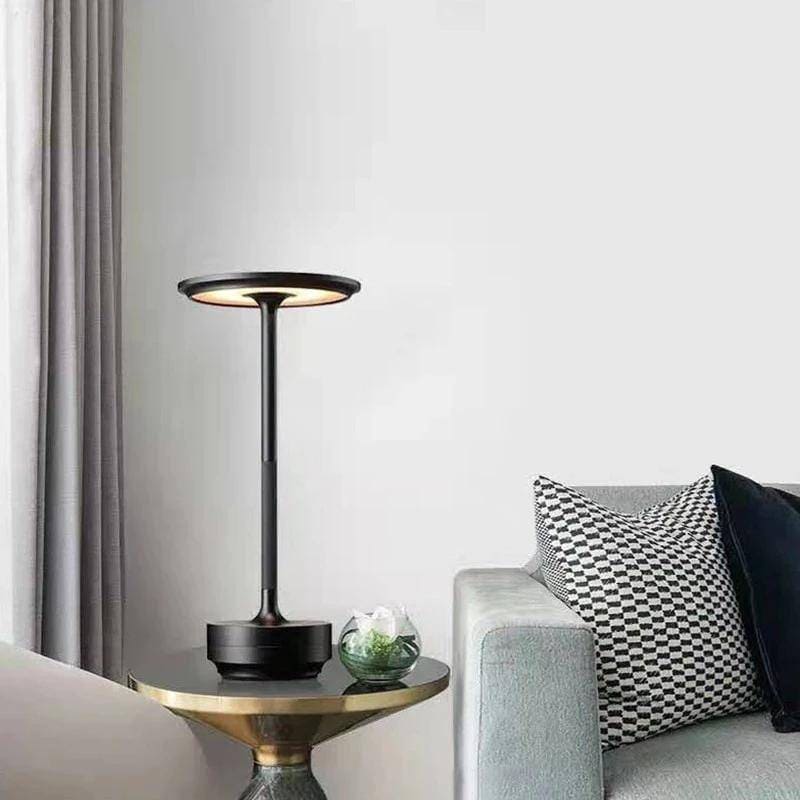 Luminária De Mesa LED Sem Fio Recarregável Em Metal - Preto Casa Elège
