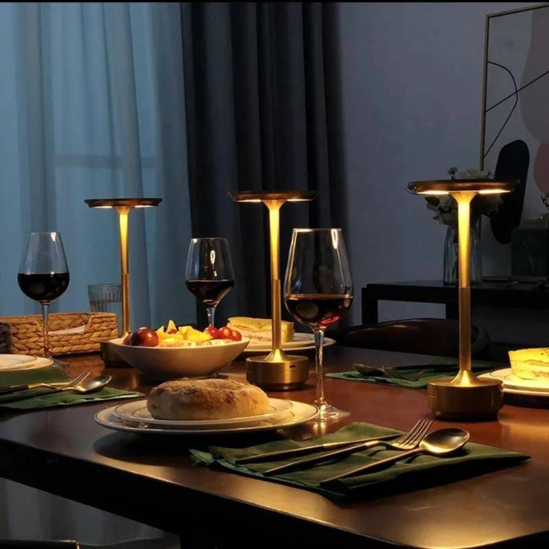 Luminária De Mesa LED Sem Fio Recarregável Em Metal - Casa Elège