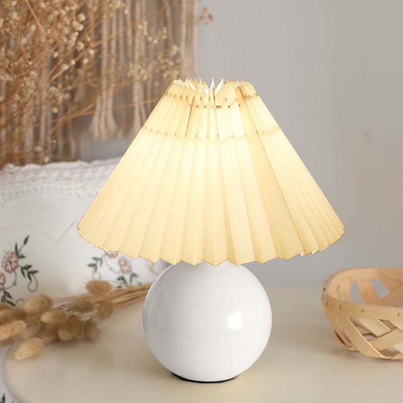 Luminária de Mesa USB com Dimmer e Luz Quente Minimalista - Branco Tecido Bege Casa Elège