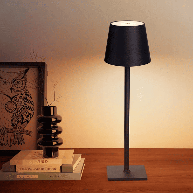 Luminária de Mesa LED Recarregável USB Minimalista Portátil - Casa Elège