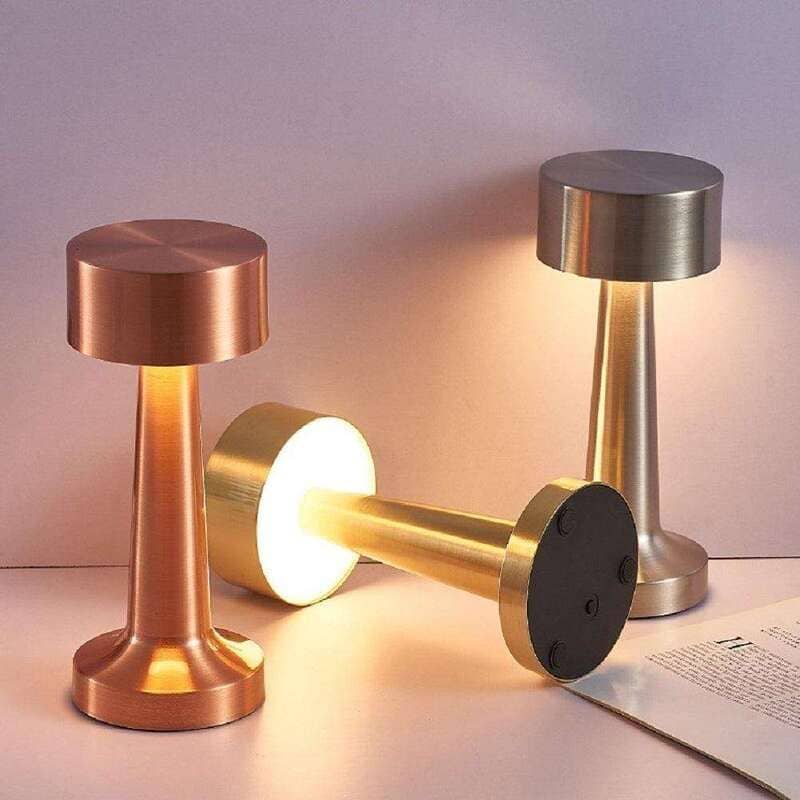 Luminária De Mesa LED Recarregável Retrô Com Dimmer - Casa Elège