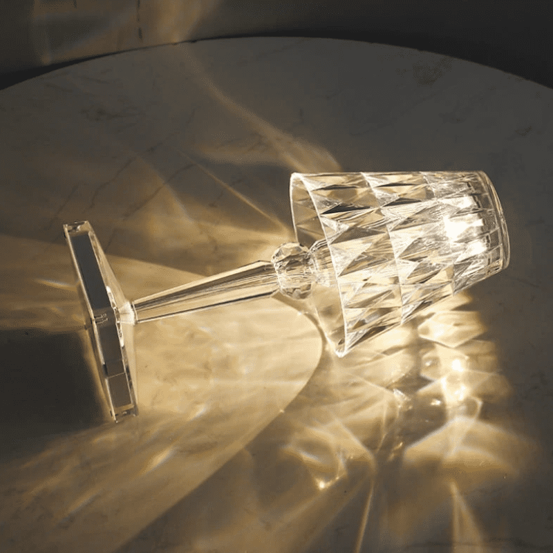 Luminária de Mesa LED Diamante Recarregável Sem Fio - Casa Elège