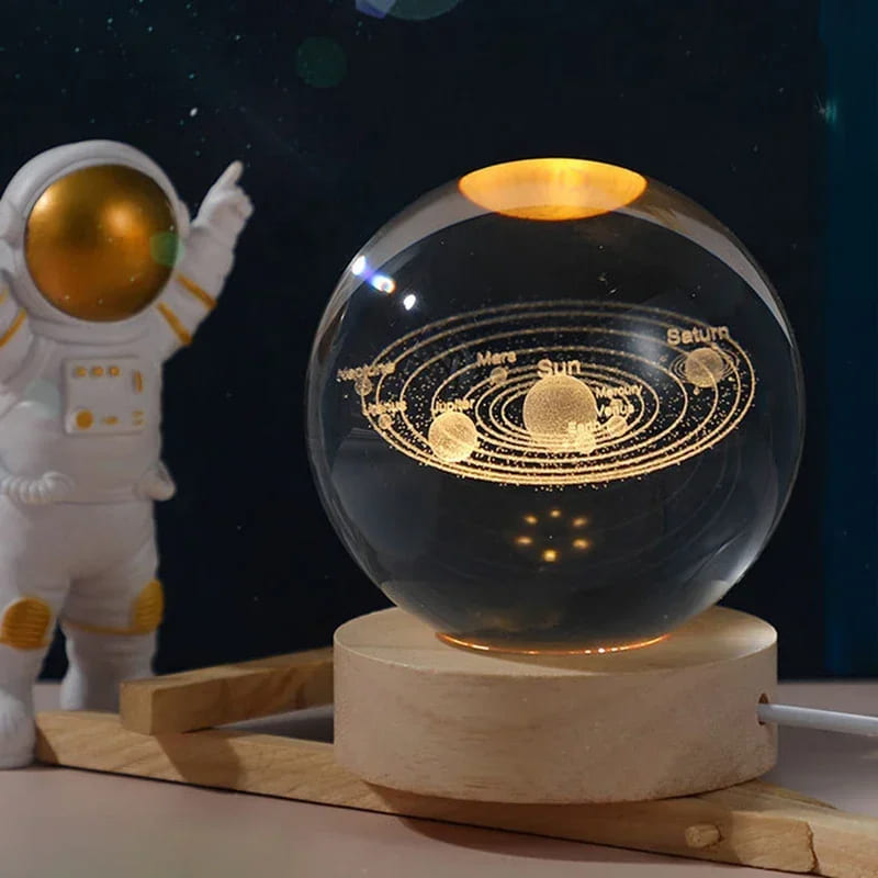 Luminária de Mesa LED 3D Bola em Cristal Decorativa - Luz Branco Quente Sistema Solar Casa Elège