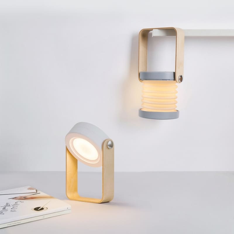 Luminária de Mesa LED com Alça Giro 360 Graus Ajustável - Casa Elège