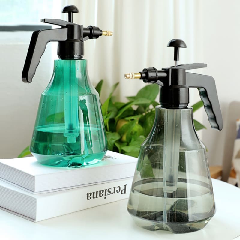 Pulverizador de Pressão 2L com Bico Ajustável Ergonômico - Casa Elège