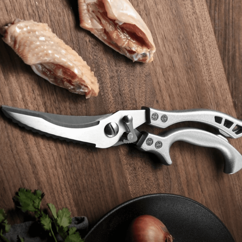 Tesoura de Cozinha em Aço Inox Multiuso com Trava Segura - Casa Elège