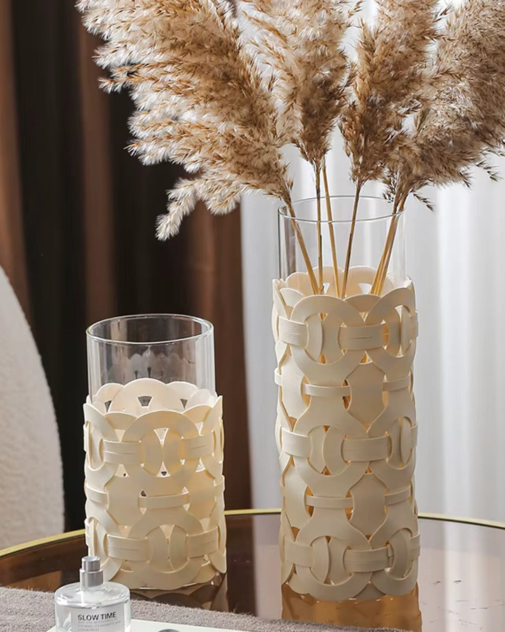 Vaso de Vidro com Detalhe em Couro Trançado Moderno - Casa Elège